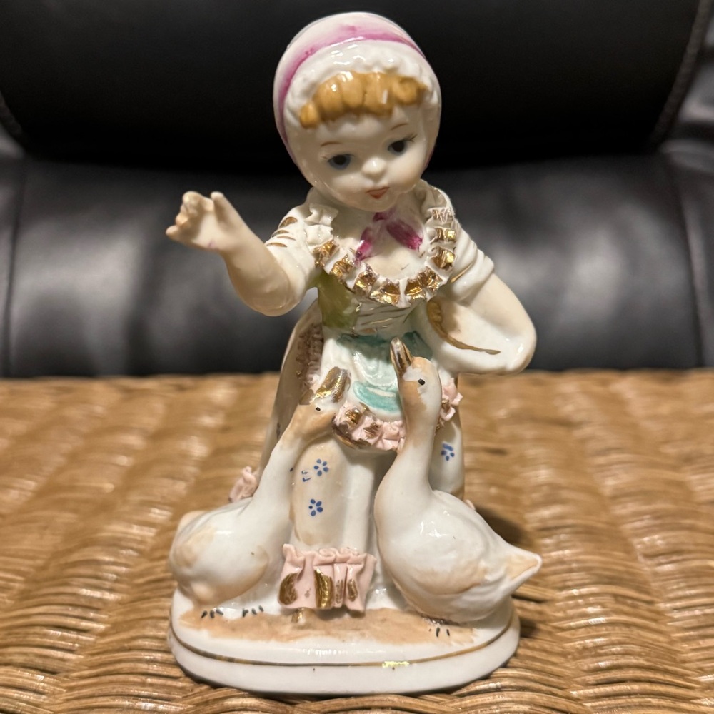 Vintage Porcelain Gold Accent Figurine with Geese